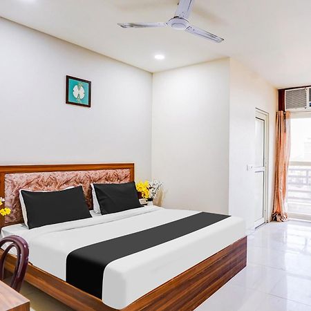 Super Collection O Sector 104 Noida Hotel ภายนอก รูปภาพ