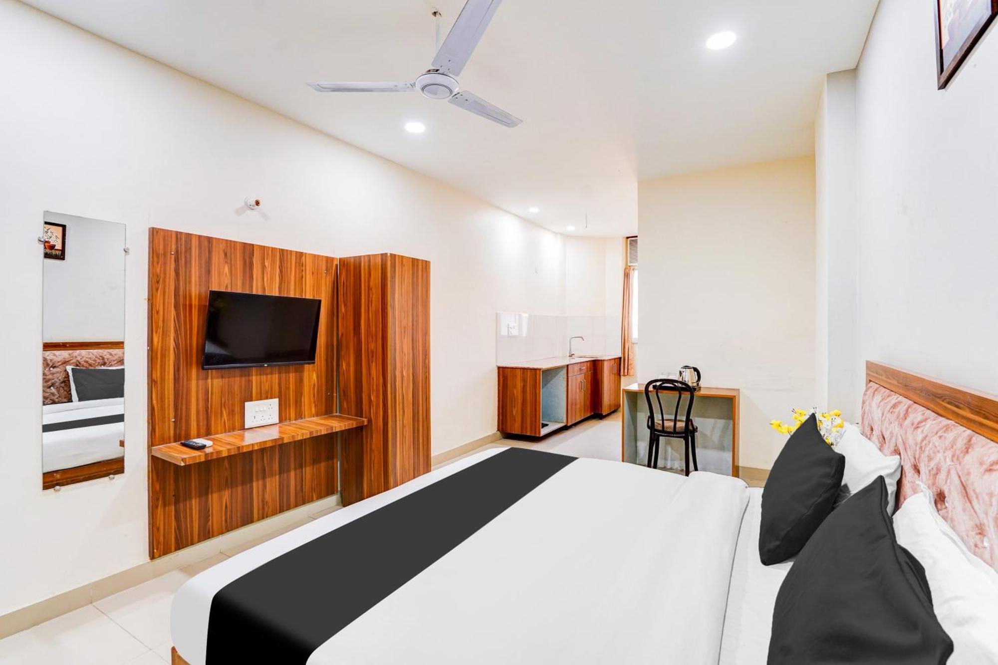 Super Collection O Sector 104 Noida Hotel ภายนอก รูปภาพ